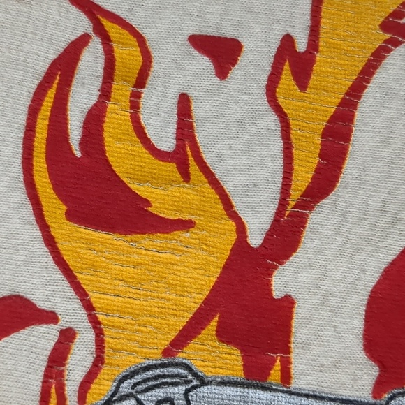 One Piece Portgas D Ace Graphic  Crean T-shirt men's size Medium - Picture 7 of 9